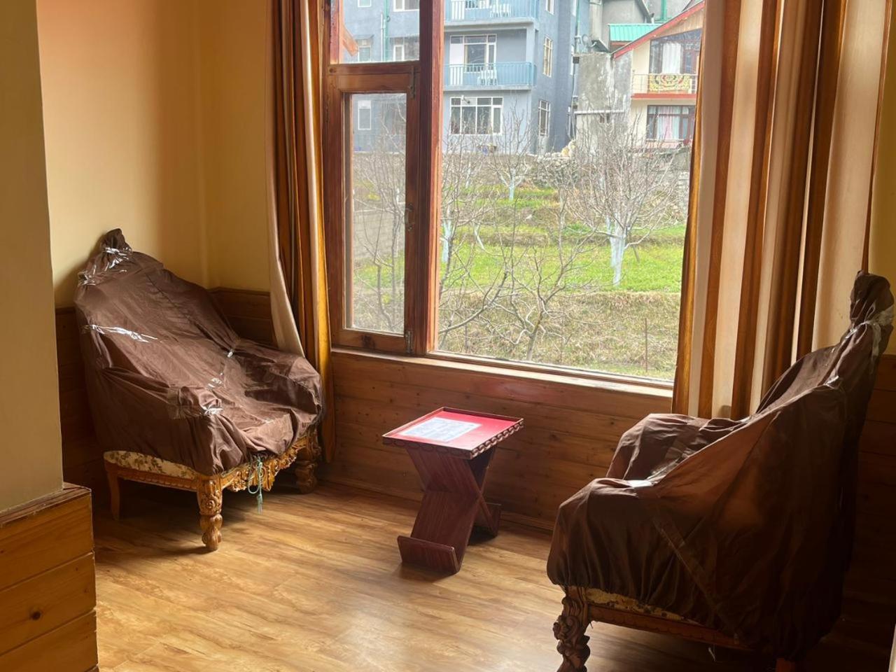 Mrikula Cottage Manāli Kültér fotó